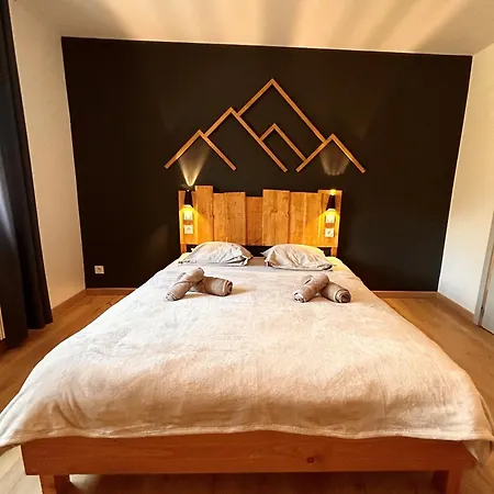15 Personnes Sauna Et Jacuzzi Apartamento Le Thillot